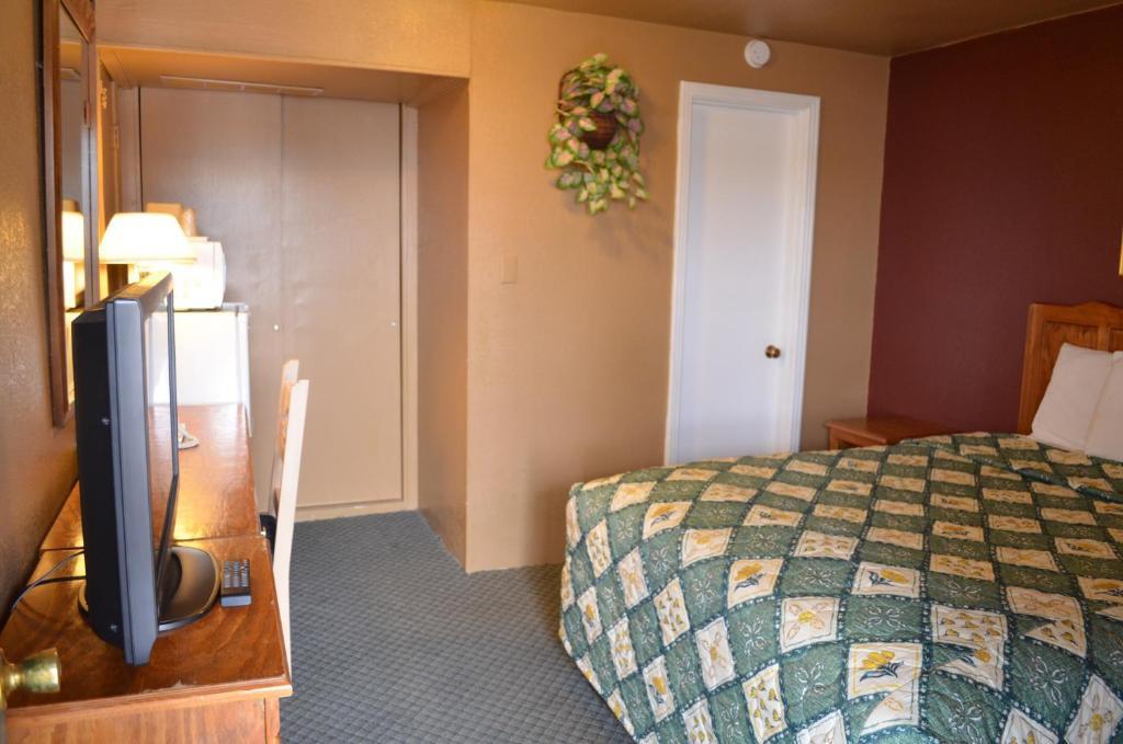 Classic Inn Motel Alamogordo Room photo